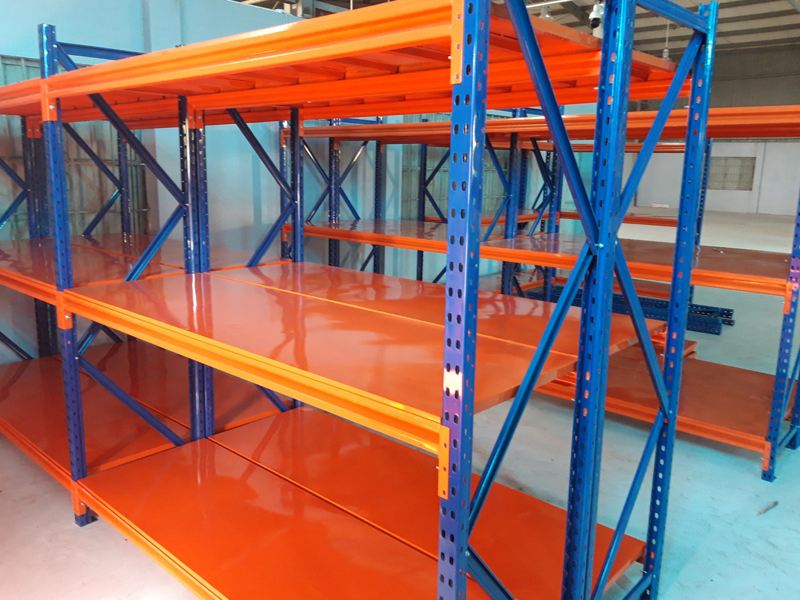 Gia công giá để hàng thép sơn tĩnh điện theo yêu cầu