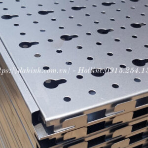 dot-lo-cnc-kim-loai-theo-yeu-cau-3