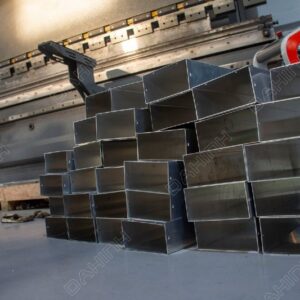 gia công chấn gấp kim loại theo yêu cầu