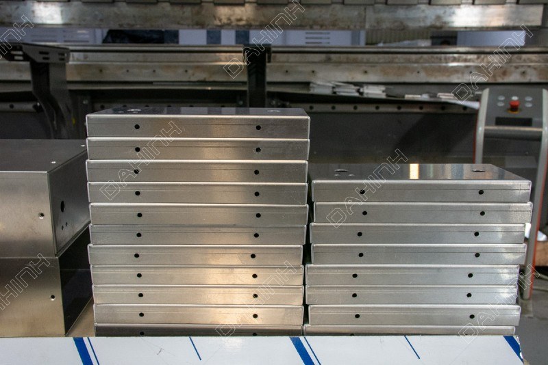 gia công vỏ hộp inox theo yêu cầu
