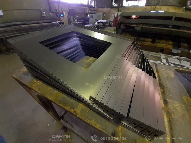 Gia công cắt laser chấn gấp CNC Thép Mạ Kẽm