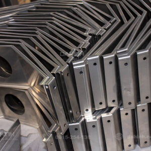 Gia công cắt gấp inox