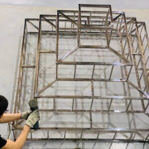 Gia công kệ inox hình chóp