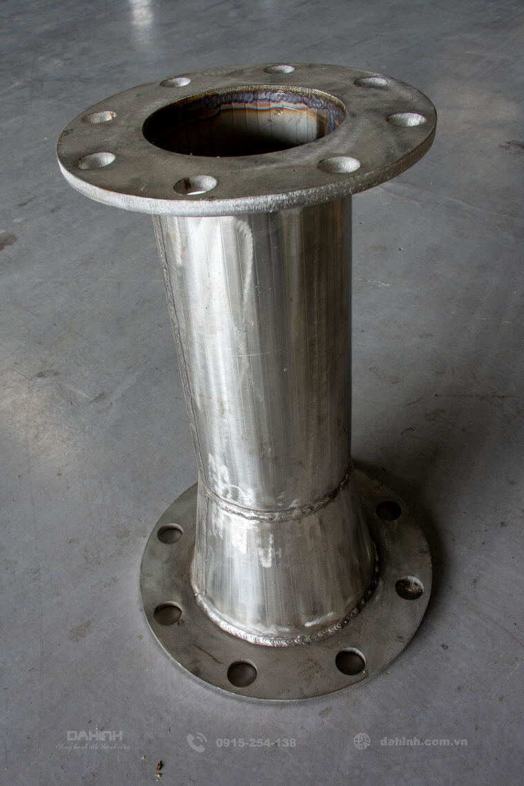 Khớp nối mặt bích inox