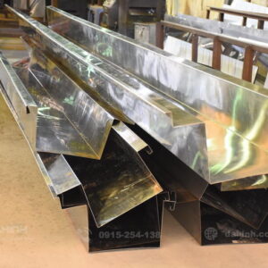 Gia công máng xối inox