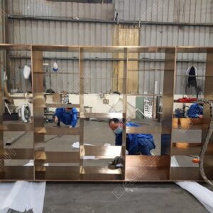 khung trang trí inox mạ đồng