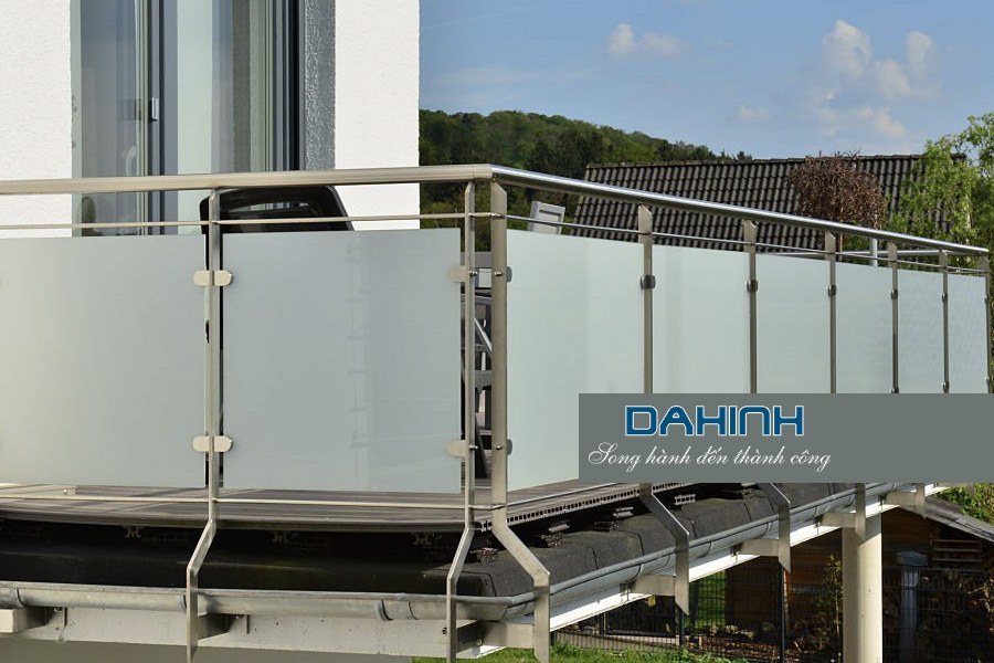 lan can inox đẹp
