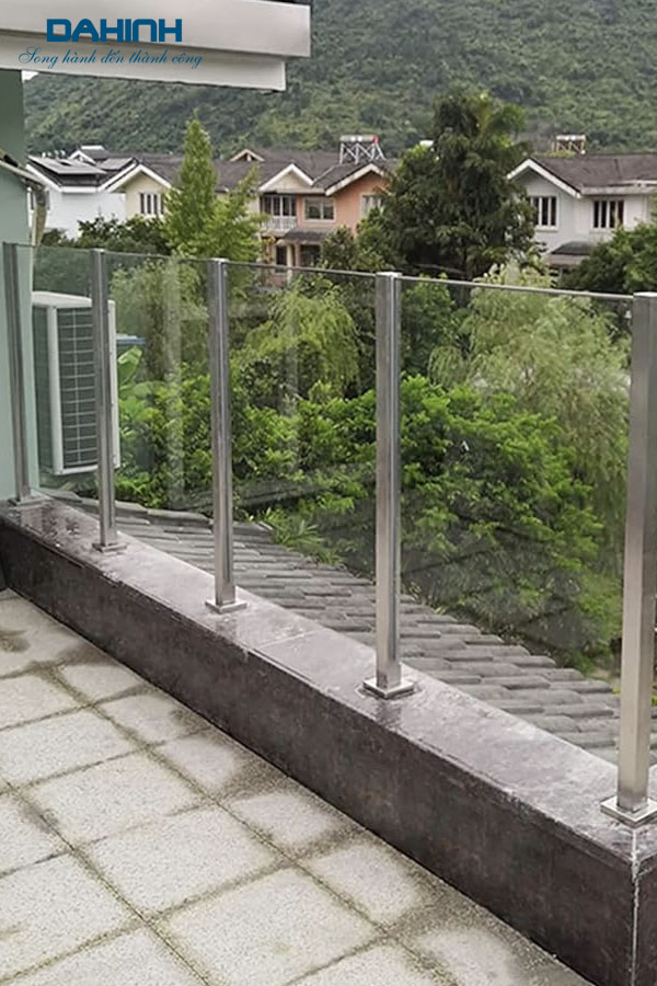 lan can inox đẹp