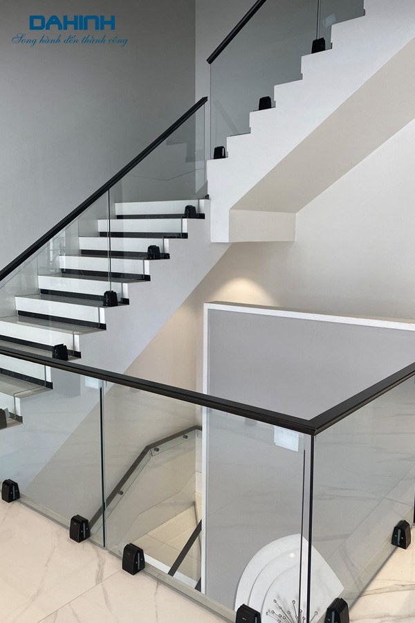 lan can inox đẹp