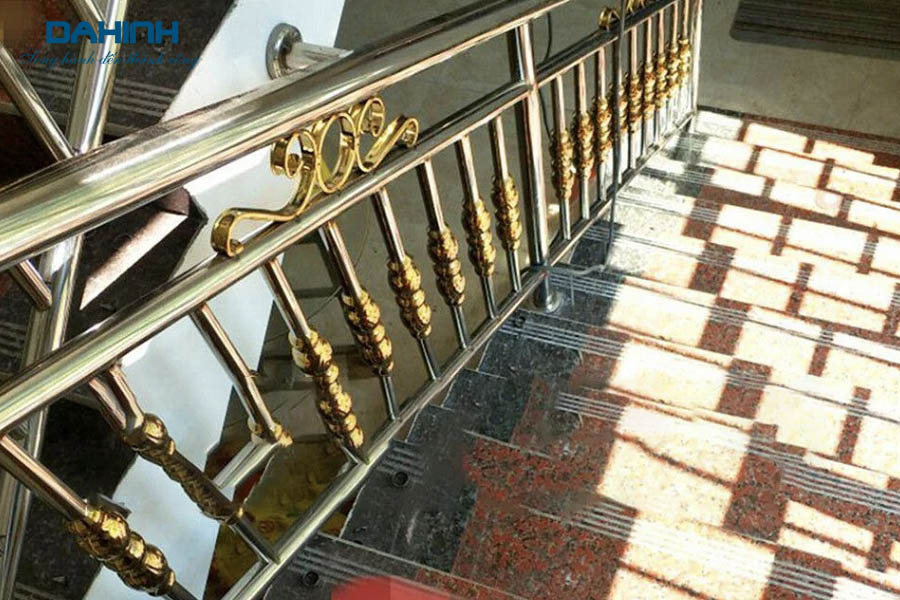 lan can inox đẹp