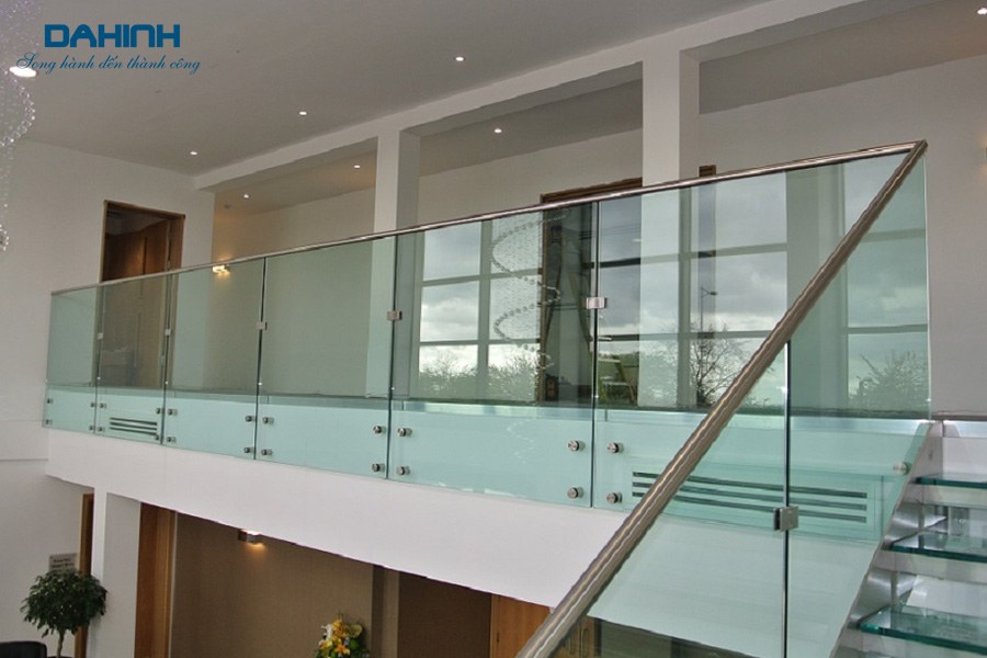 lan can inox đẹp