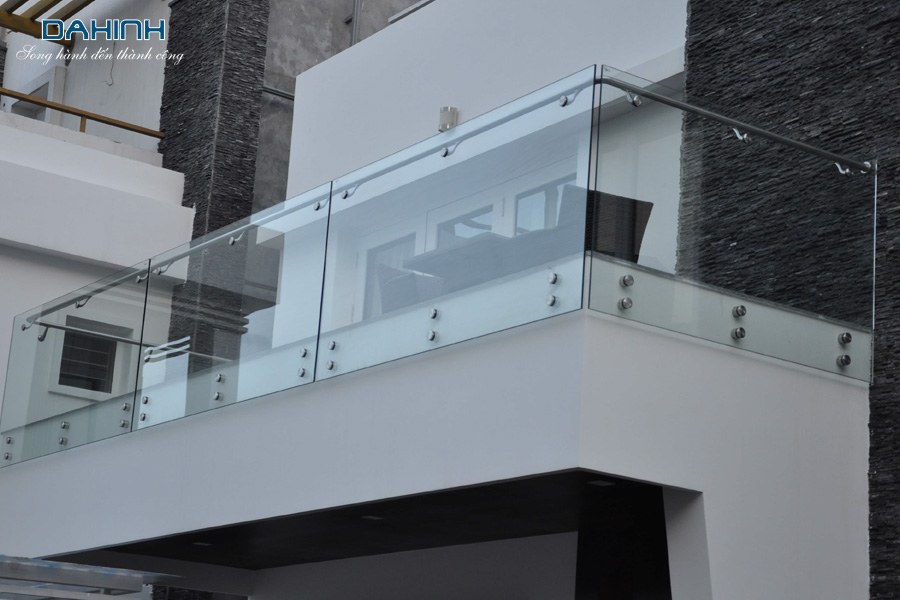 lan can inox đẹp