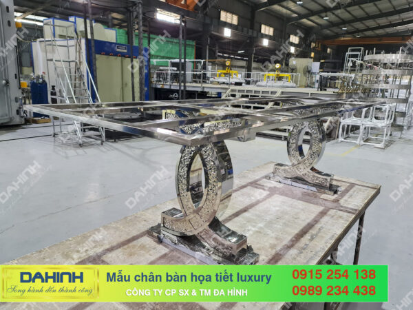 chân bàn inox